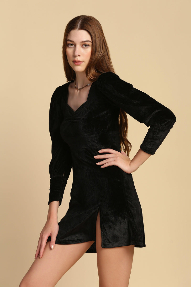 Black A-line Velvet Dress - Starin