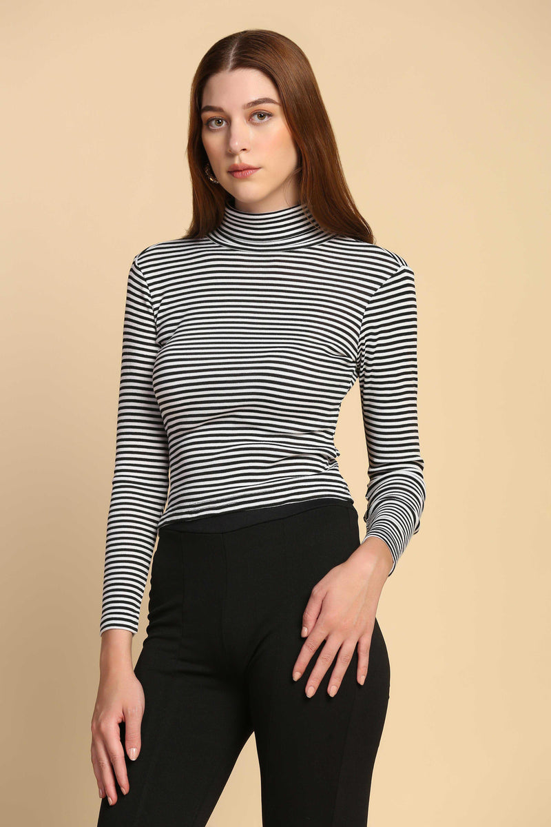 Striped turtleneck Top - Starin.in